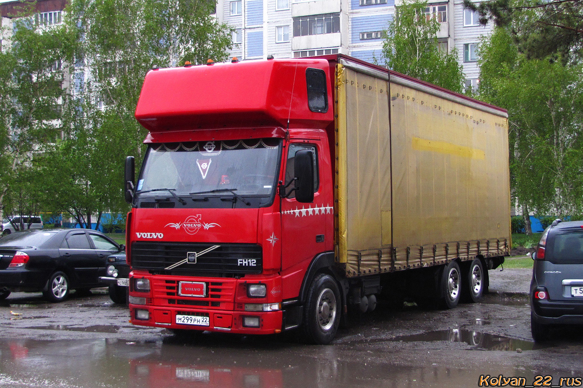 Алтайский край, № М 299 РН 22 — Volvo ('1993) FH12.340