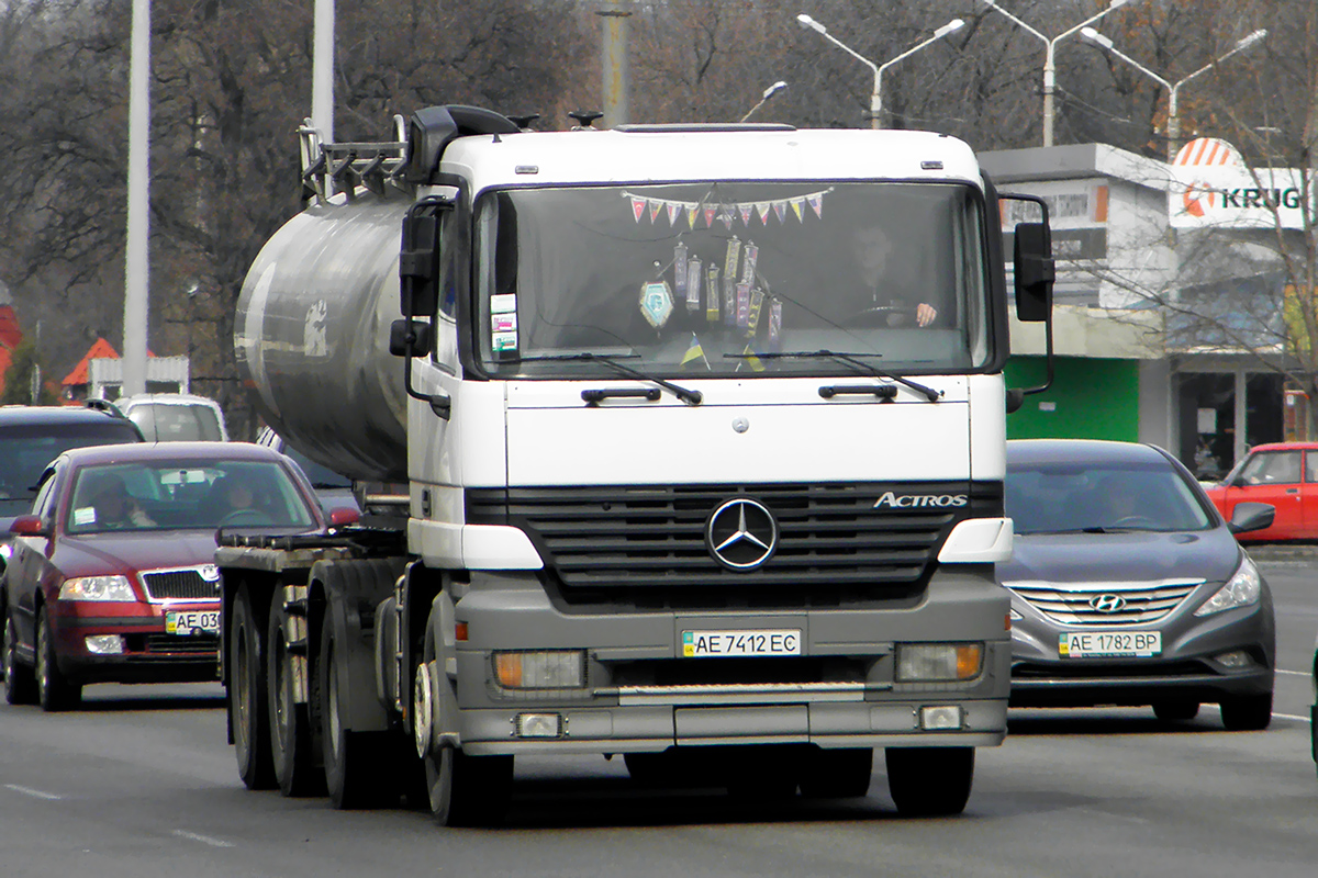 Днепропетровская область, № АЕ 7412 ЕС — Mercedes-Benz Actros ('1997) 1831