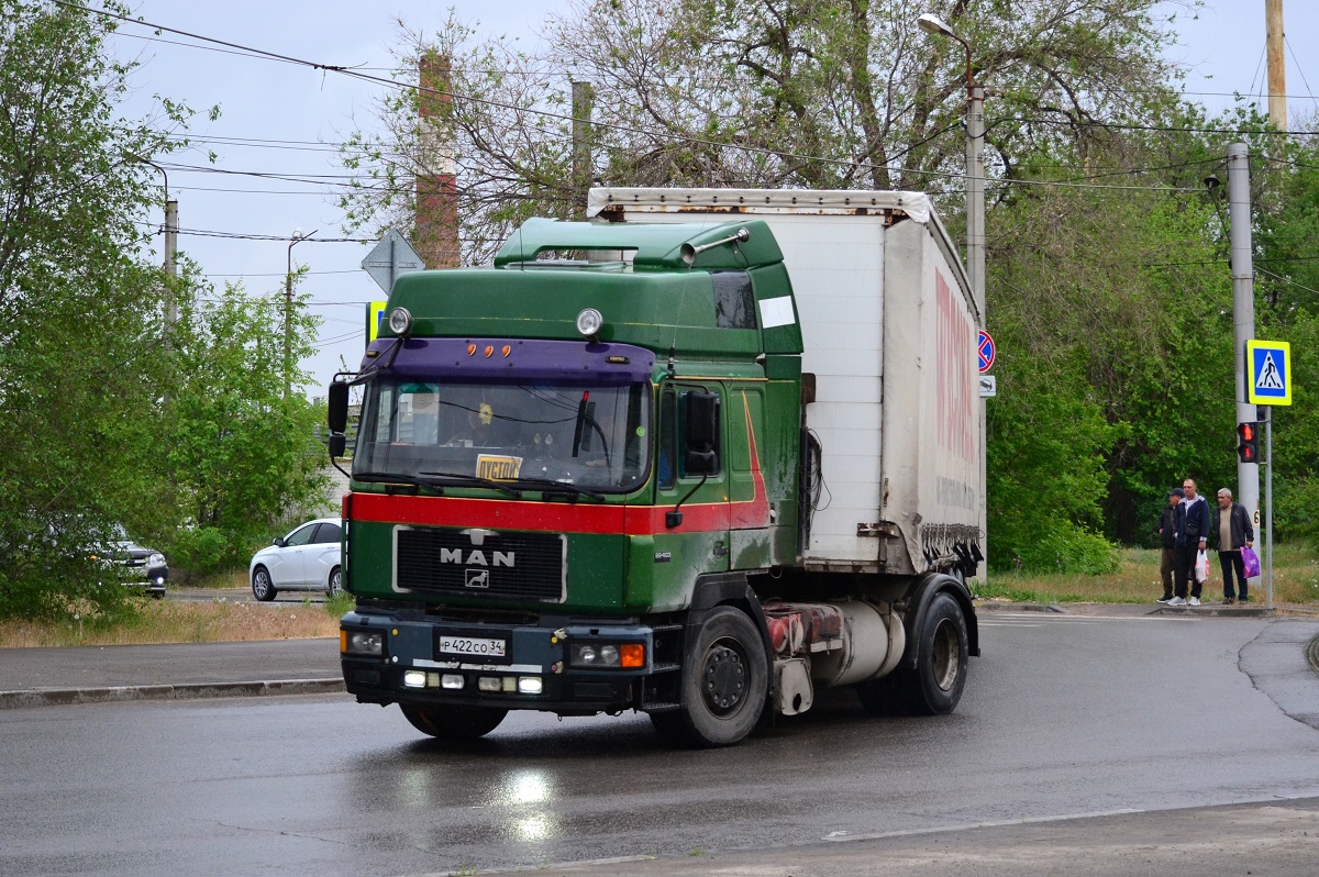 Волгоградская область, № Р 422 СО 34 — MAN F2000 22.403