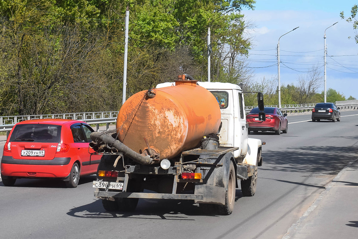 Тверская область, № С 396 РН 69 — ГАЗ-3309