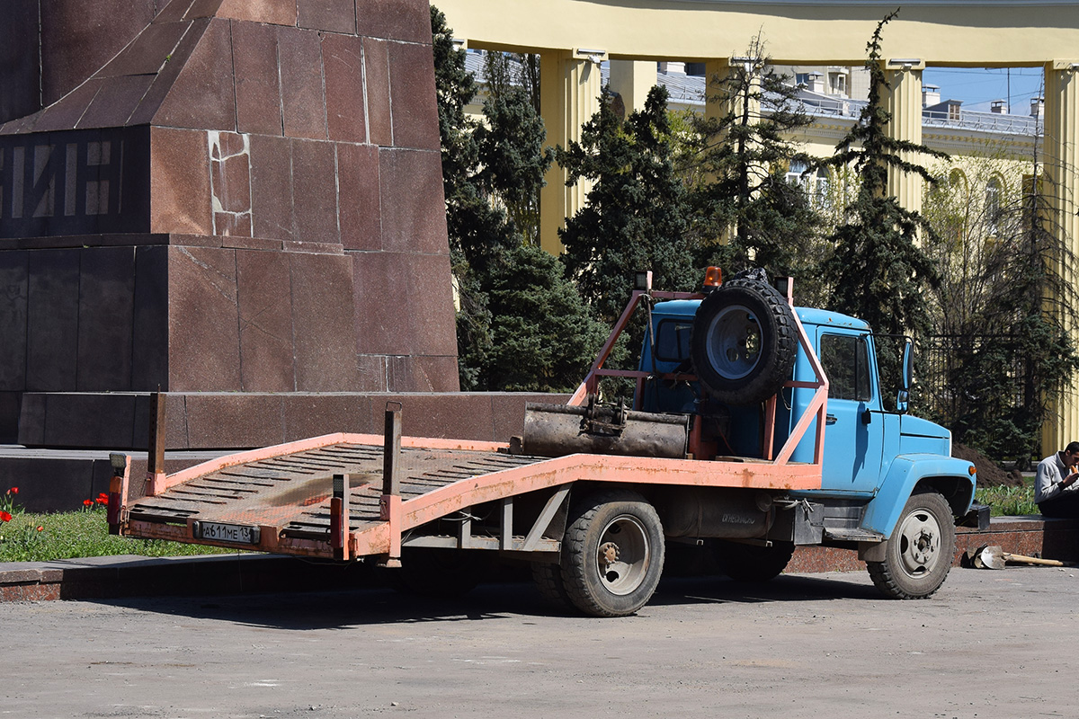 Волгоградская область, № А 611 МЕ 134 — ГАЗ-33073
