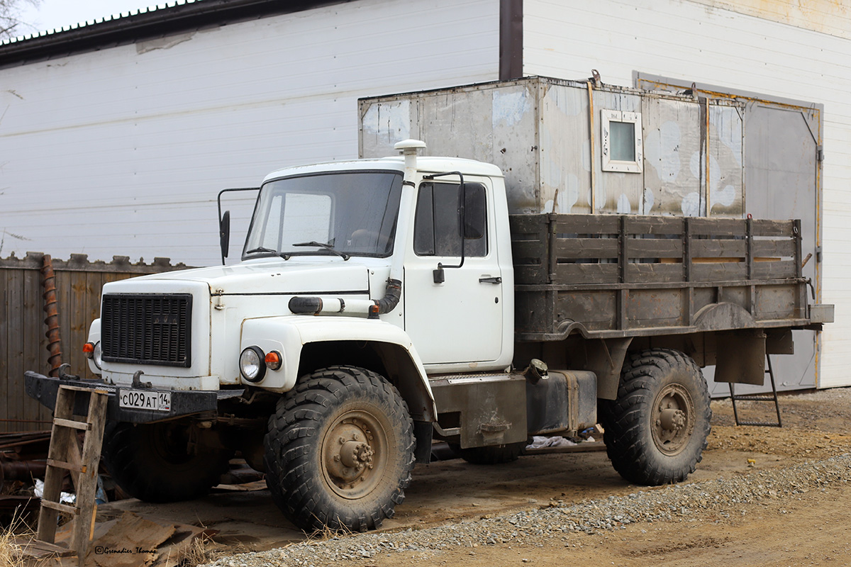 Саха (Якутия), № С 029 АТ 14 — ГАЗ-33081 «Садко»