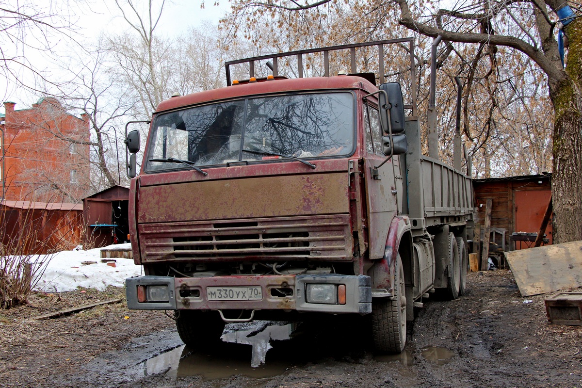 Томская область, № М 330 УХ 70 — КамАЗ-53213