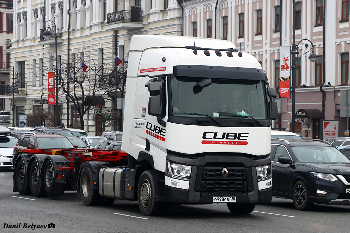 Приморский край, № О 998 СВ 125 — Renault T-Series ('2013)