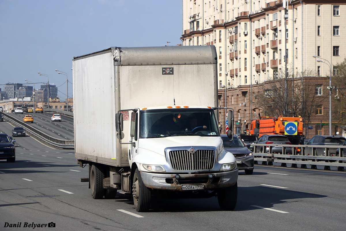 Московская область, № Н 008 АТ 190 — International 4300
