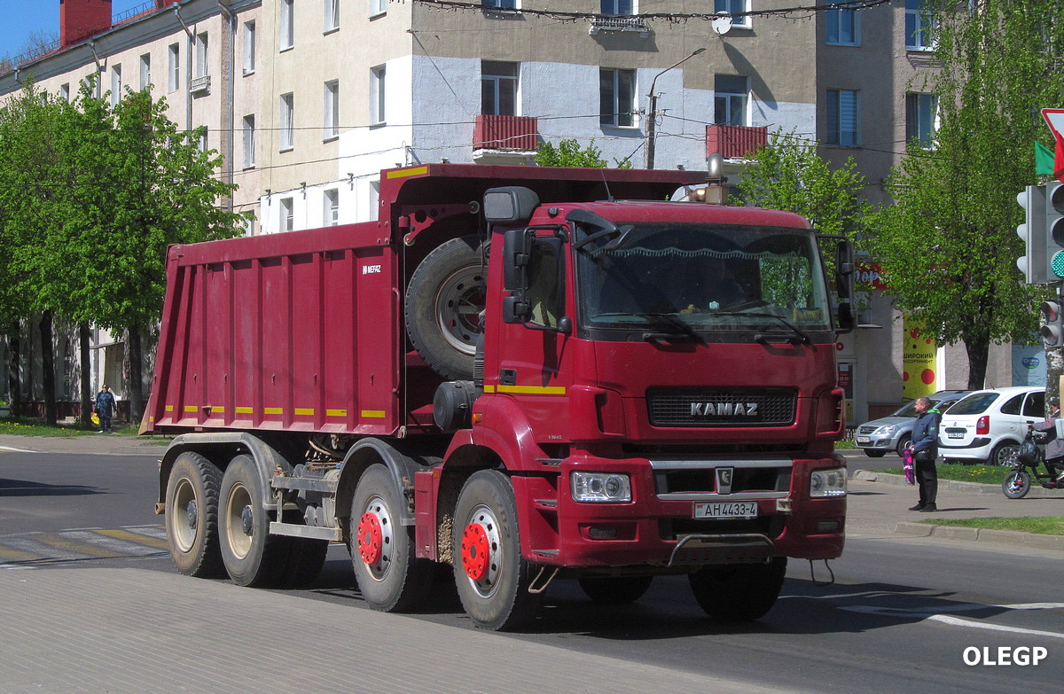 Гродненская область, № АН 4433-4 — КамАЗ-65801 (общая модель)