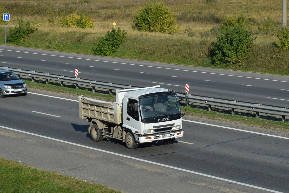 Алтайский край, № Р 341 СО 22 — Isuzu Forward (общая модель)