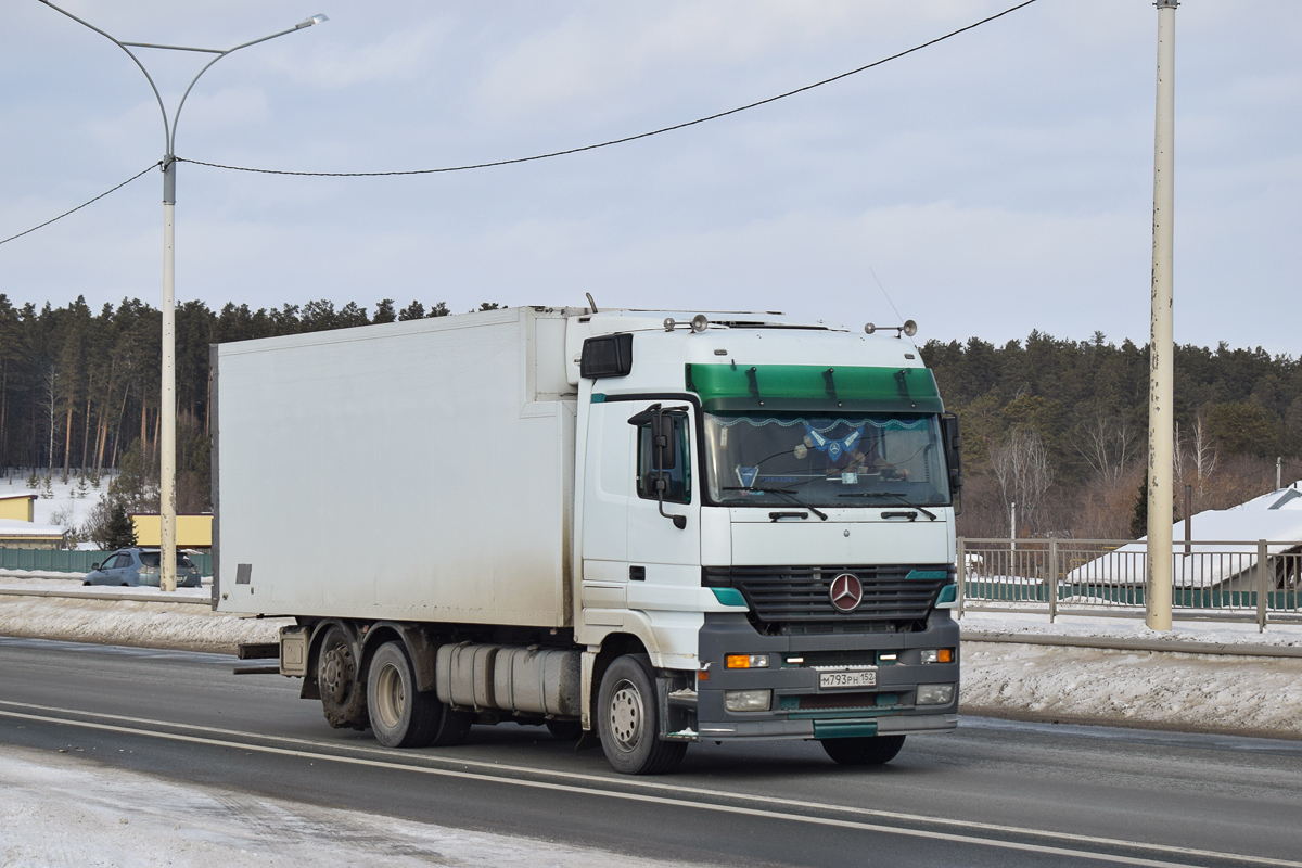 Алтайский край, № М 793 РН 152 — Mercedes-Benz Actros ('1997) 2540