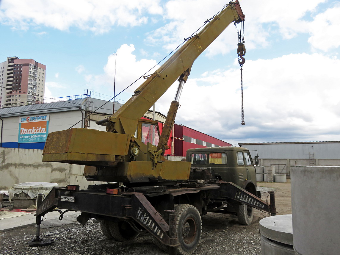 Кировская область, № М 732 КР 43 — МАЗ-5334