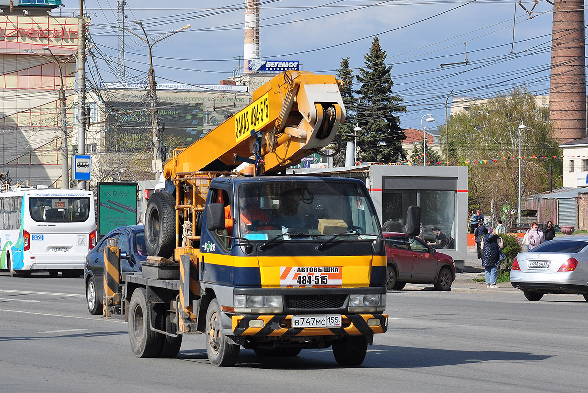 Омская область, № В 747 МС 155 — Isuzu (общая модель)