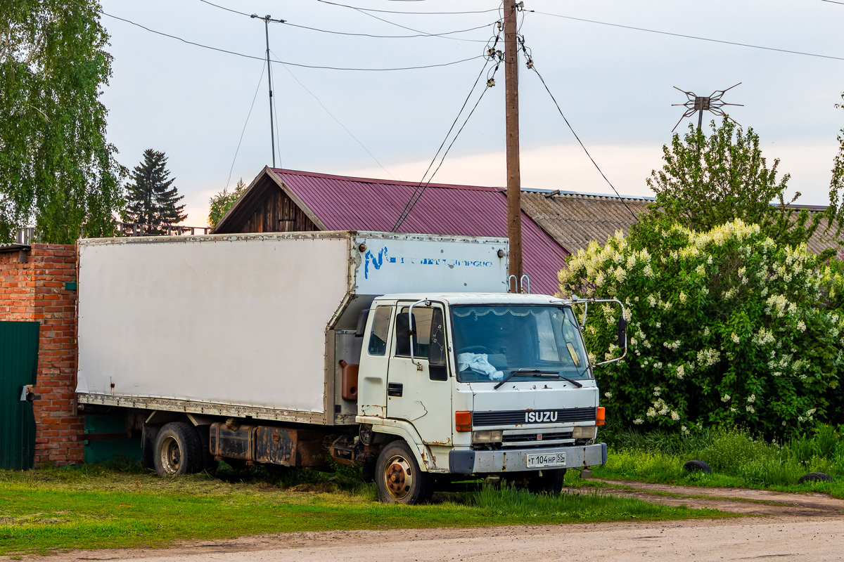 Омская область, № Т 104 НР 55 — Isuzu Forward (общая модель)
