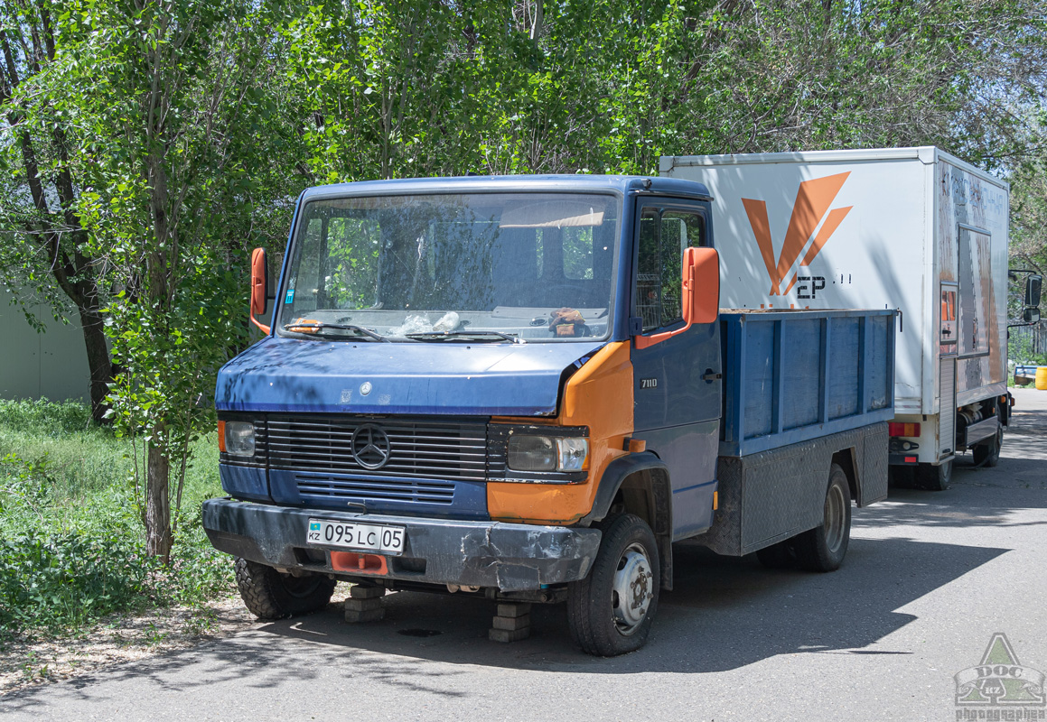 Алматинская область, № 095 LC 05 — Mercedes-Benz T2 ('1986) 711