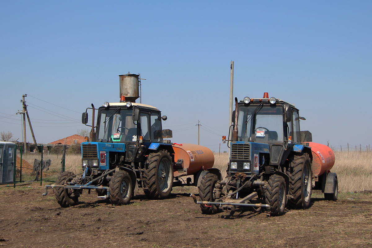 Москва, № 6914 НА 77 — Беларус-82.1; Москва, № 0058 НМ 77 — Беларус-82.1; Москва — Разные фотографии (Спецтехника)