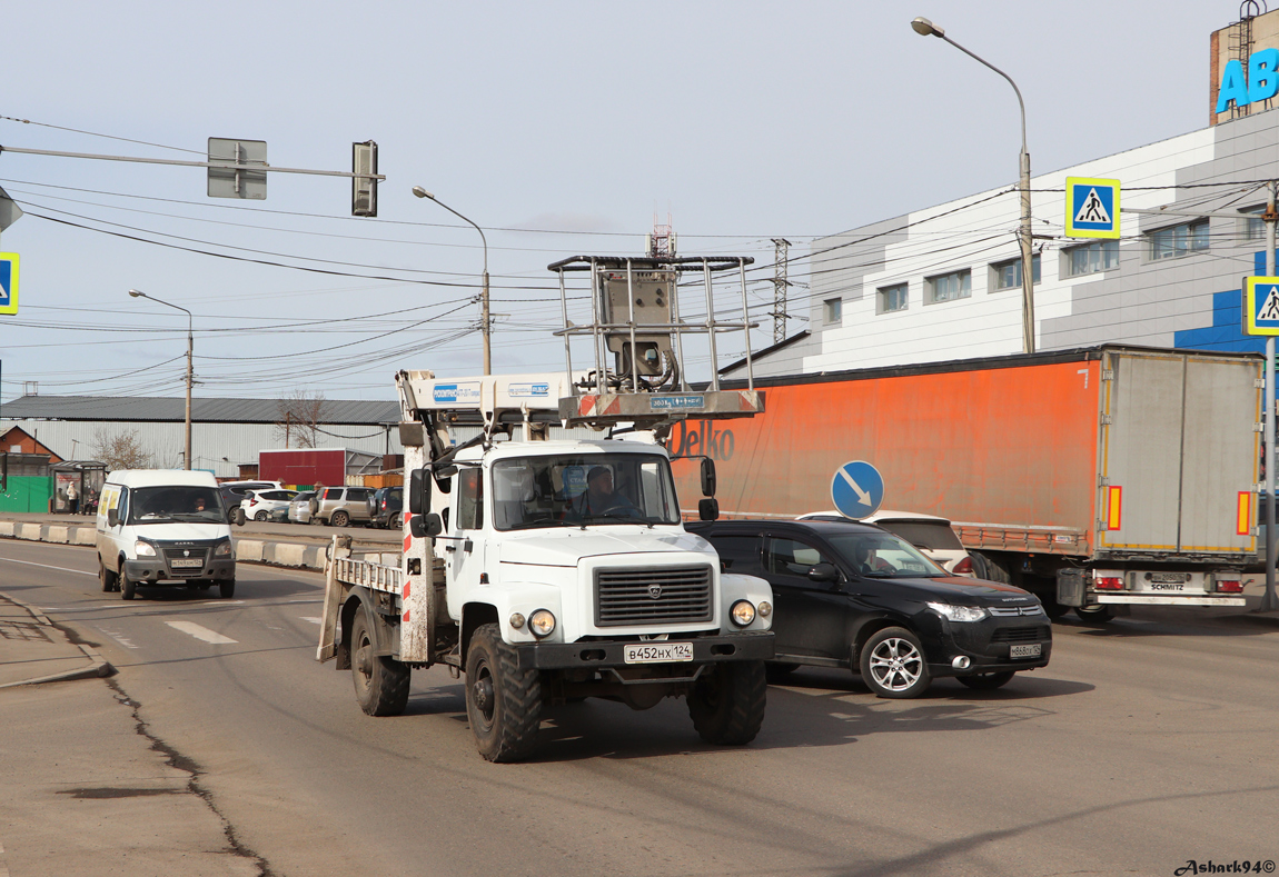 Красноярский край, № В 452 НХ 124 — ГАЗ-33088 «Садко»