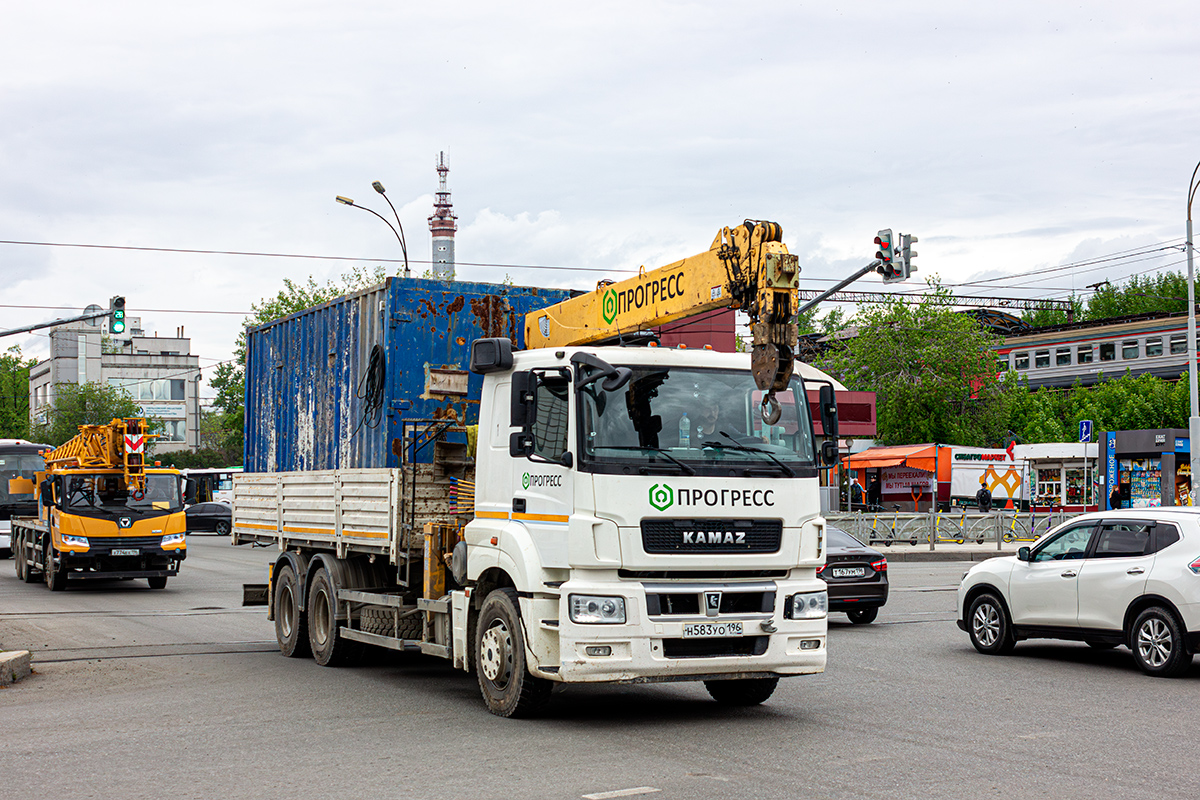 Свердловская область, № Н 583 УО 196 — КамАЗ-65206-S5(87)
