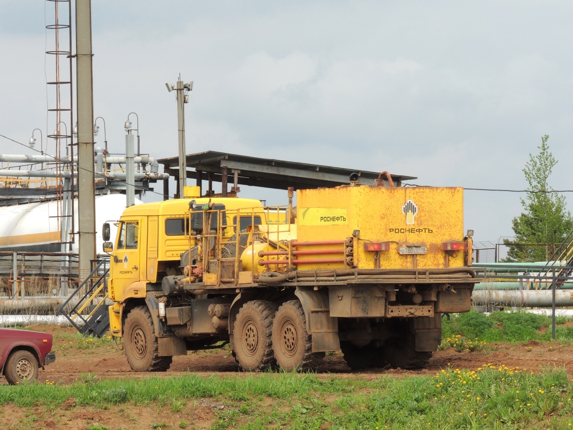 Удмуртия, № О 780 ЕС 18 — КамАЗ-43118-42