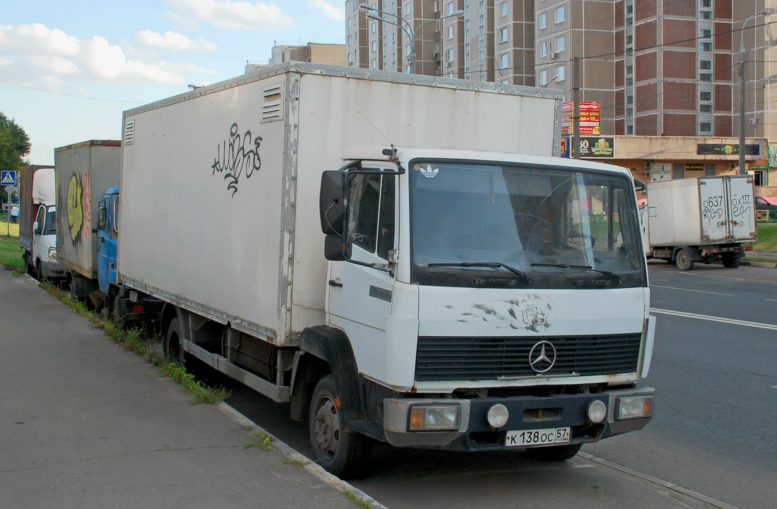 Орловская область, № К 138 ОС 57 — Mercedes-Benz LK 809