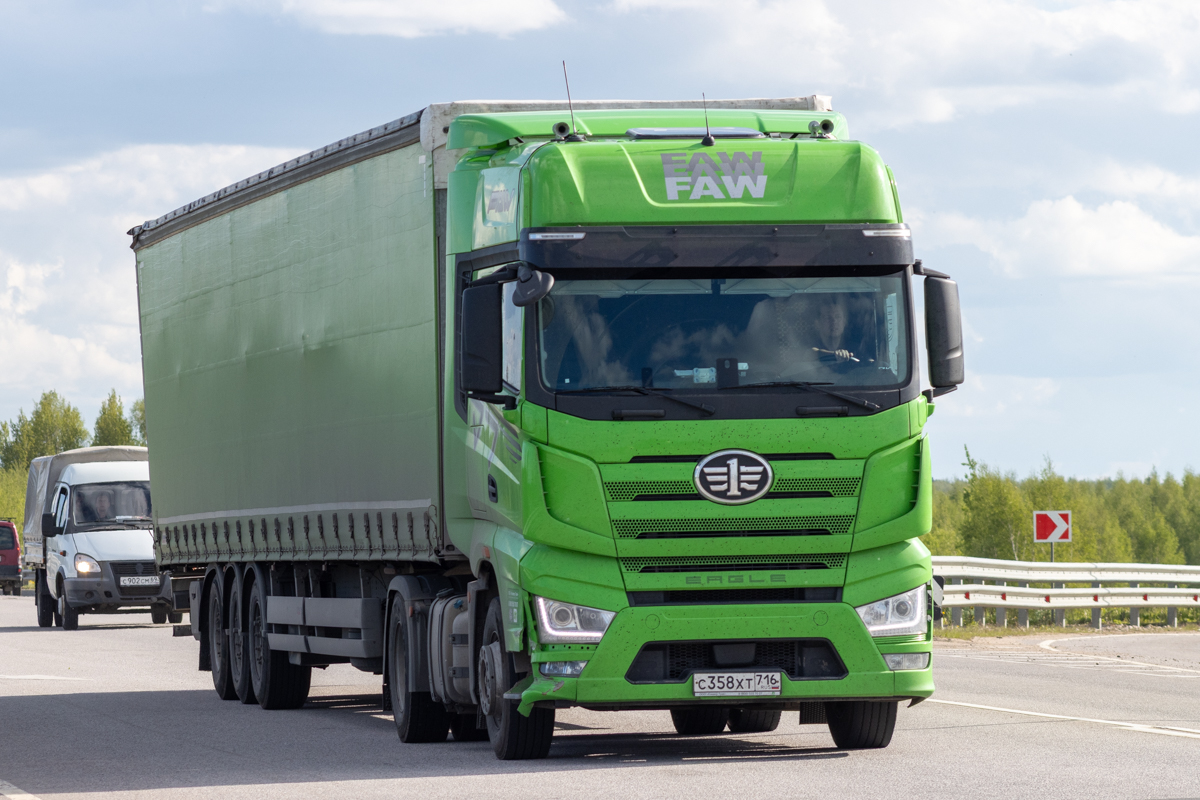 Татарстан, № С 358 ХТ 716 — FAW J7 Eagle CA4180