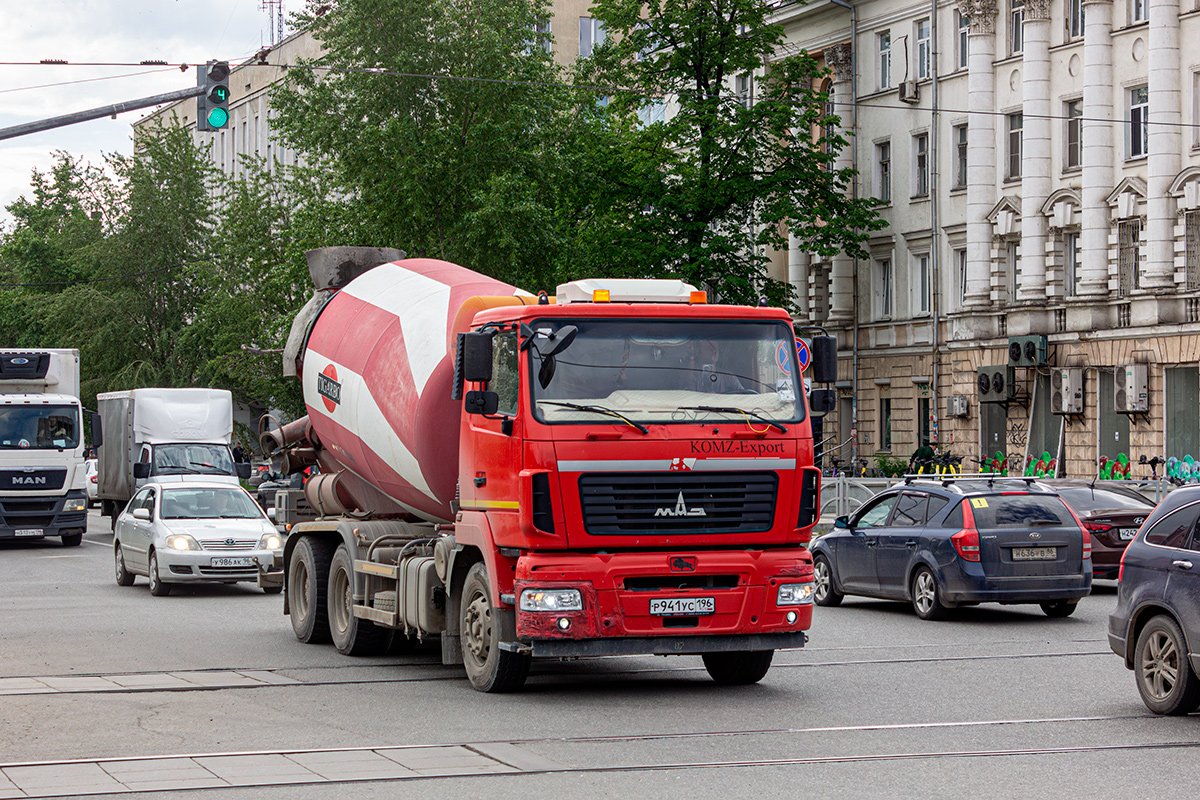 Свердловская область, № Р 941 УС 196 — МАЗ-63122J