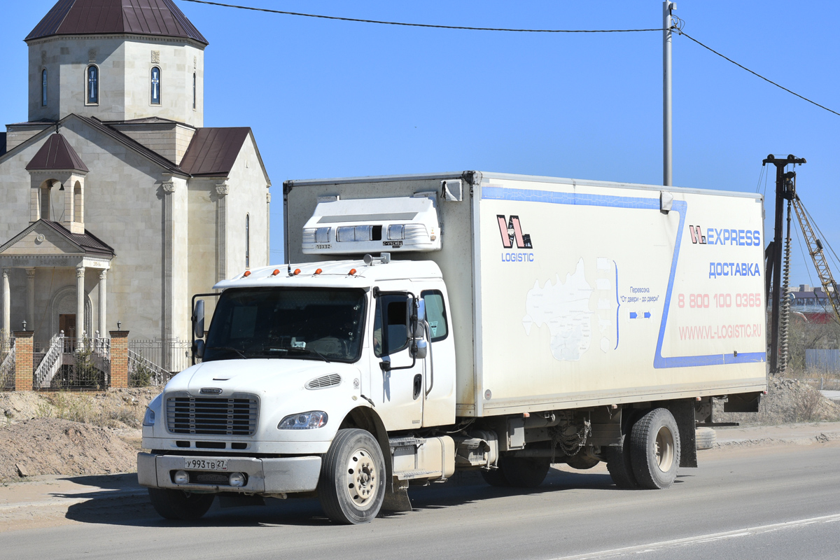 Хабаровский край, № У 993 ТВ 27 — Freightliner Business Class M2