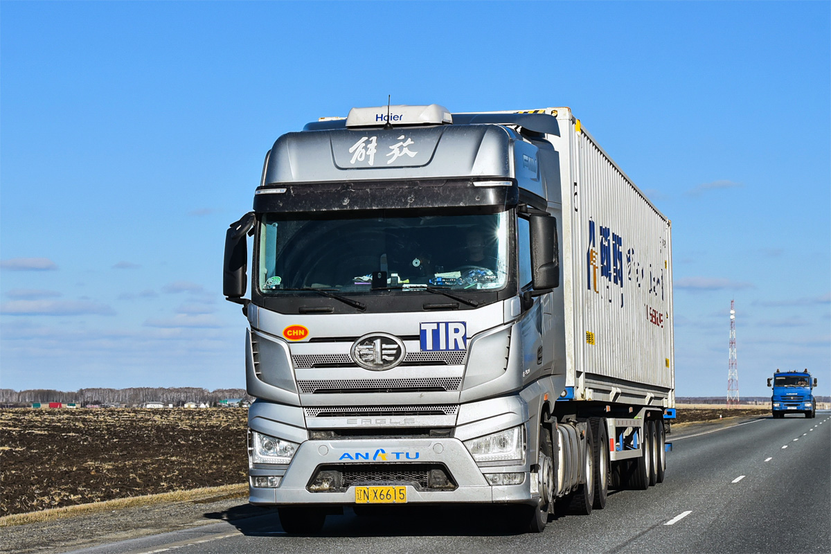 Китай, № 辽N-X6615 — FAW J7 Eagle CA4180