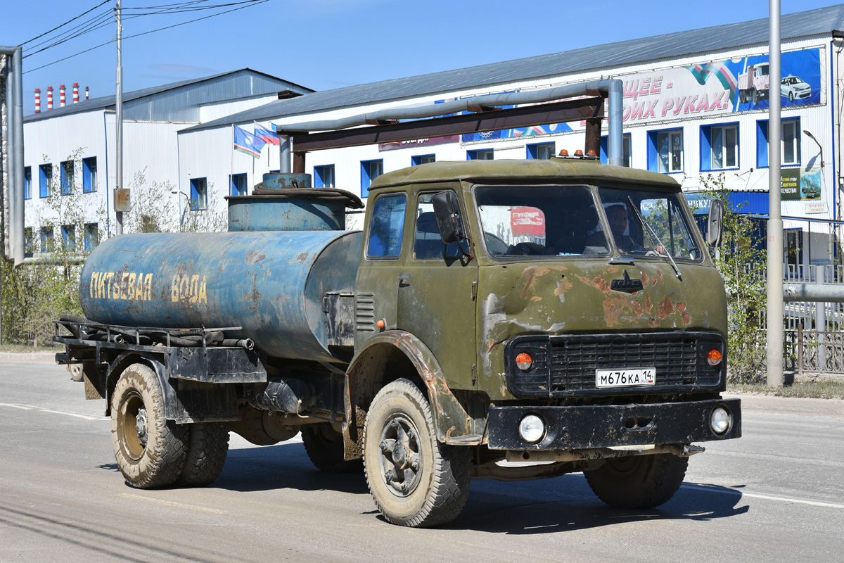 Саха (Якутия), № М 676 КА 14 — МАЗ-5334