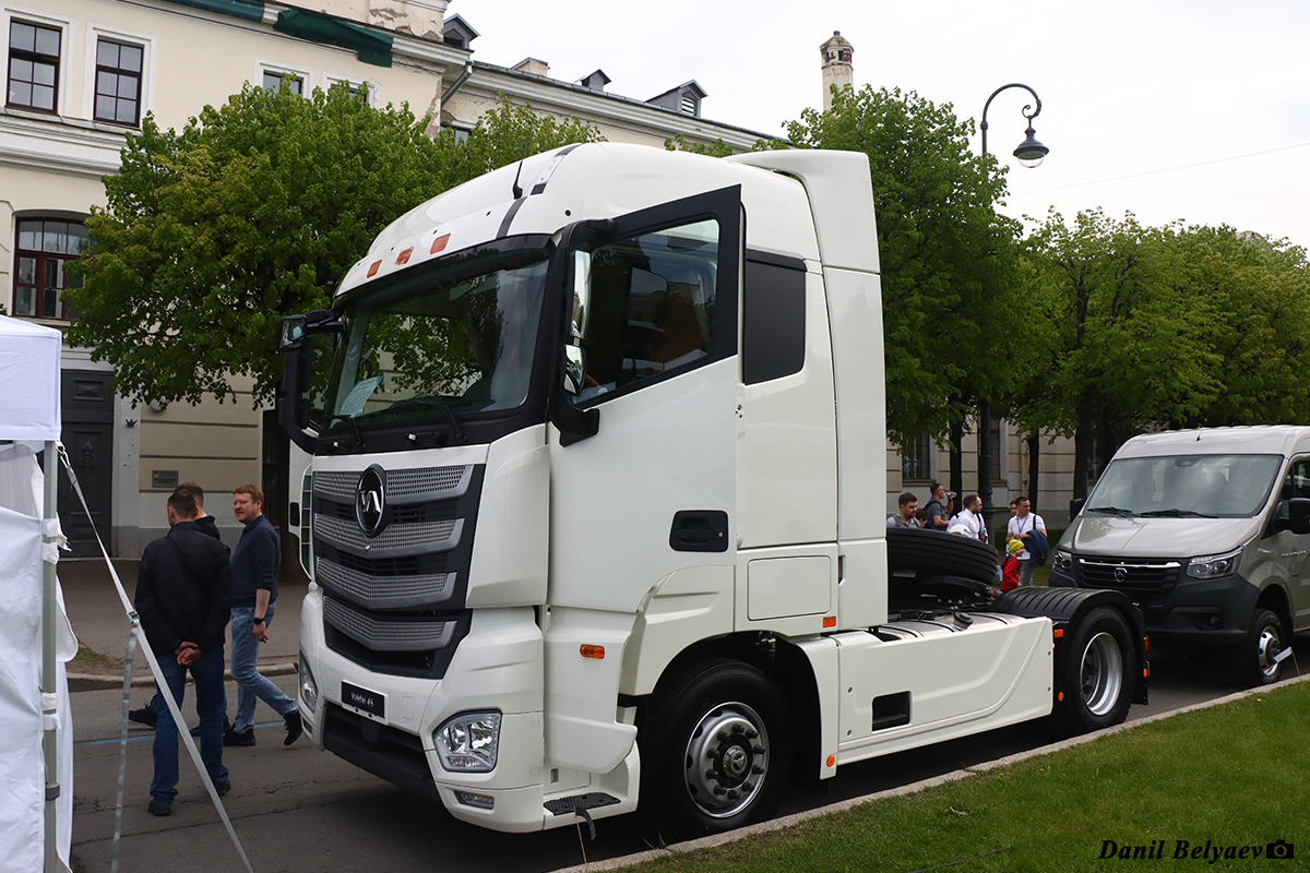 Нижегородская область, № (52) Б/Н 0072 — НГА-FB2R13 "Валдай 45"; Нижегородская область — Автомобили без номеров; Нижегородская область — Новые автомобили; Санкт-Петербург — Международный транспортный фестиваль "SPbTransportFest" (2019-... гг)