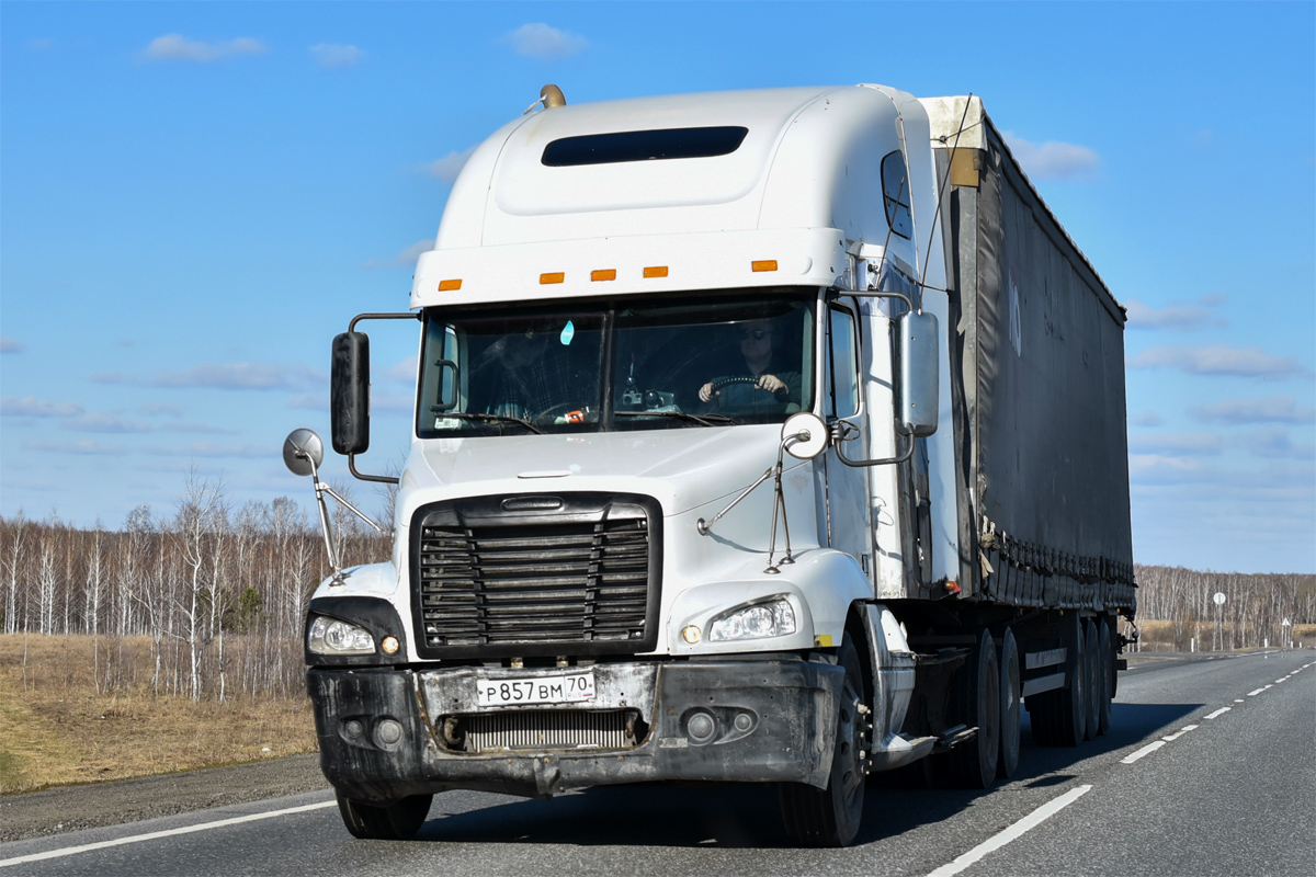 Томская область, № Р 857 ВМ 70 — Freightliner Century Class