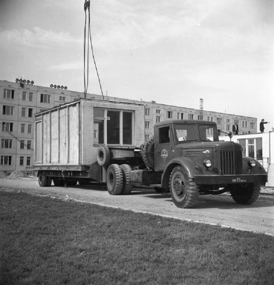 Москва, № 44-77 МОН — МАЗ-200В; Москва — Исторические фотографии (Автомобили)