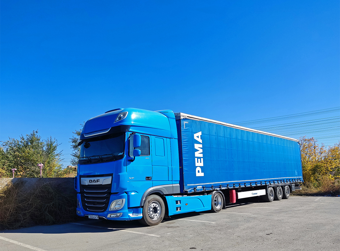 Абайская область, № 302 ADR 18 — DAF XF Euro6 FT