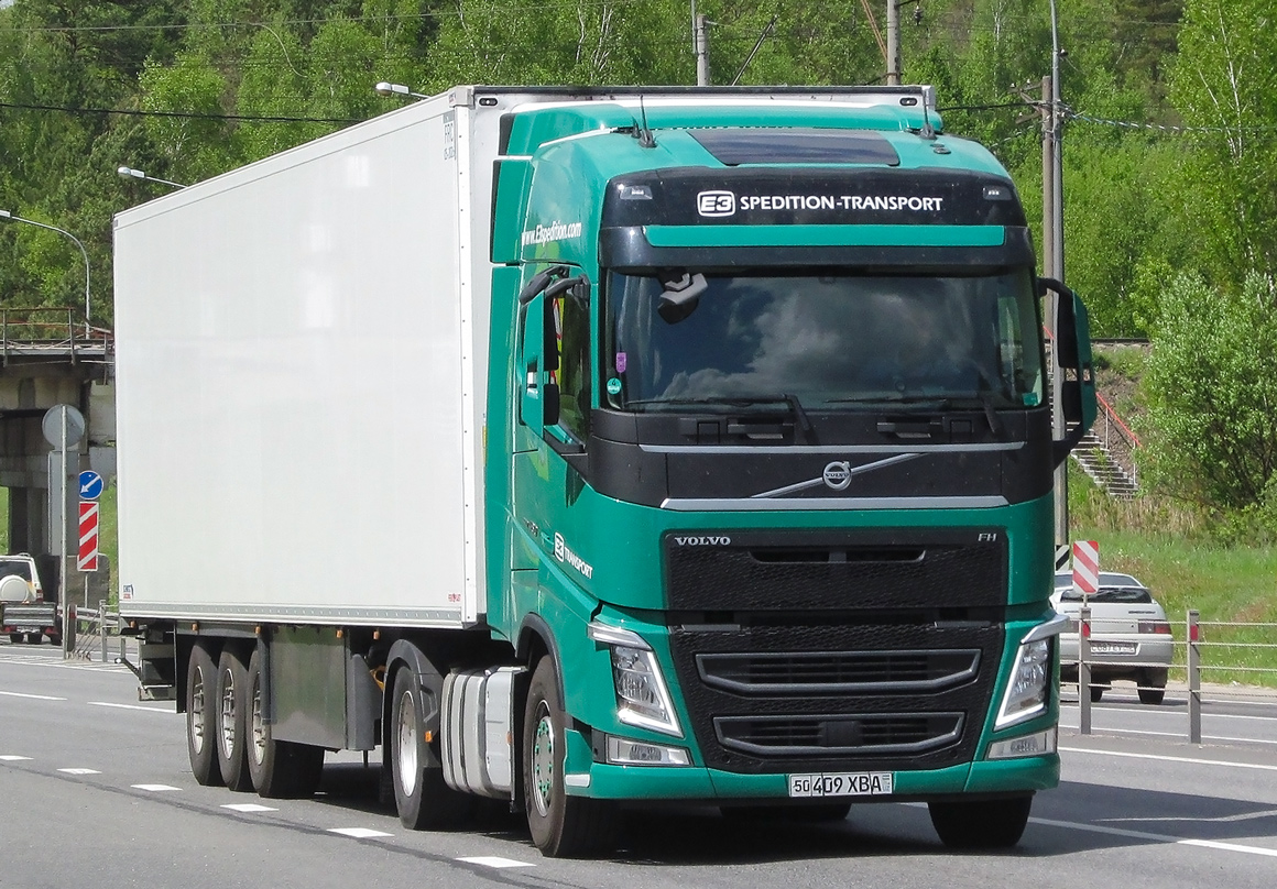 Узбекистан, № 50 409 XBA — Volvo ('2012) FH.460