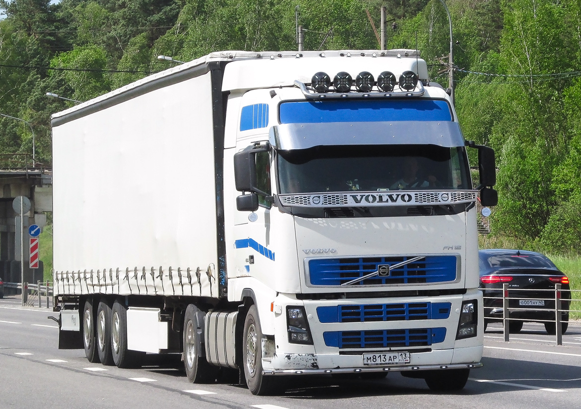 Мордовия, № М 813 АР 13 — Volvo ('2002) FH12.460
