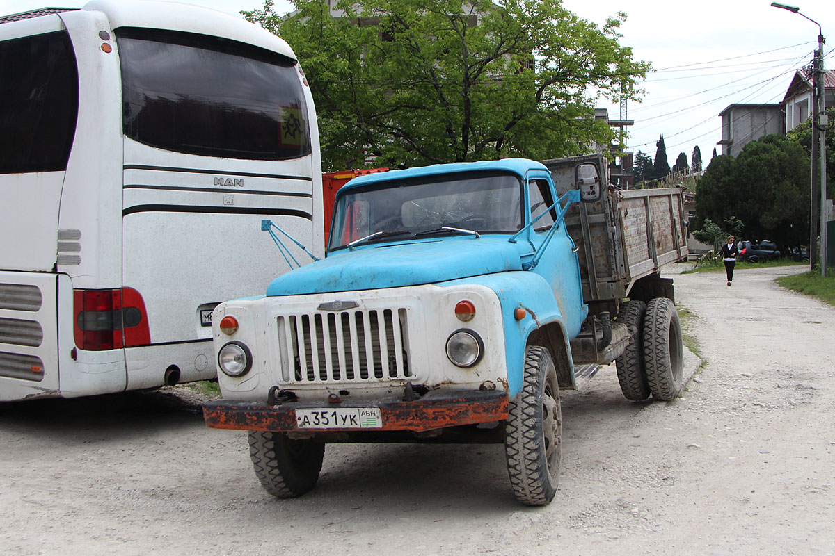 Абхазия, № А 351 УК — ГАЗ-52/53 (общая модель)