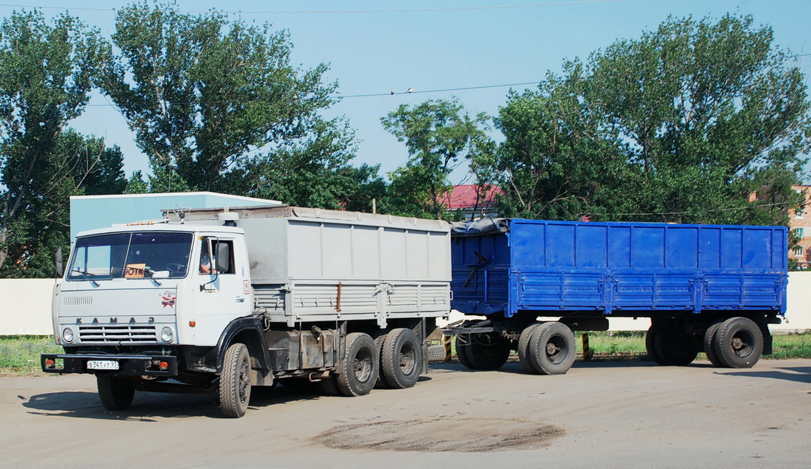 Краснодарский край, № В 341 УТ 93 — КамАЗ-53208