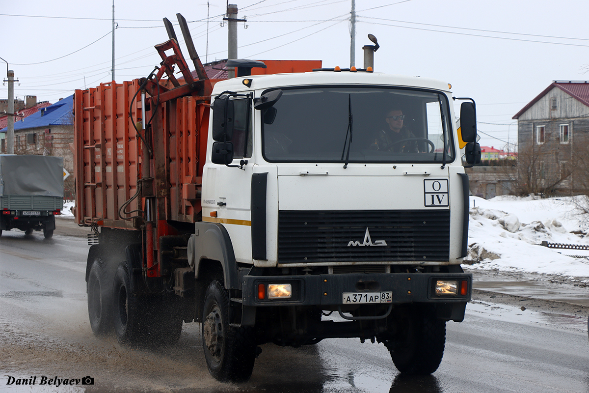 Ненецкий автономный округ, № А 371 АР 83 — МАЗ-631705