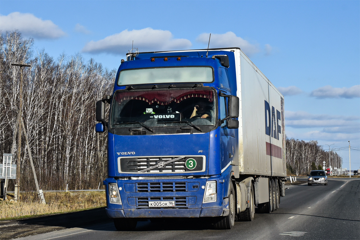 Свердловская область, № К 005 ОК 96 — Volvo ('2002) FH12.440