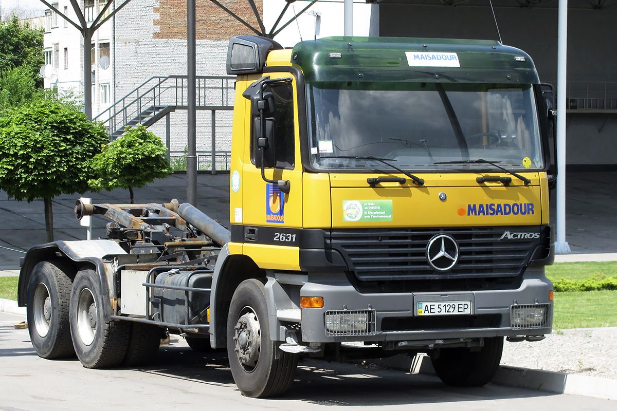 Днепропетровская область, № АЕ 5129 ЕР — Mercedes-Benz Actros ('1997)