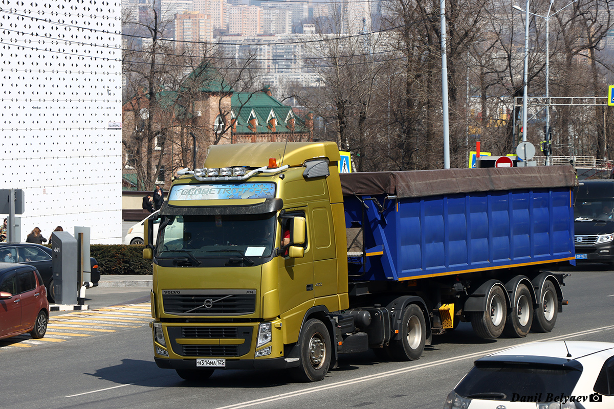 Приморский край, № Н 314 МА 125 — Volvo ('2008) FH.400