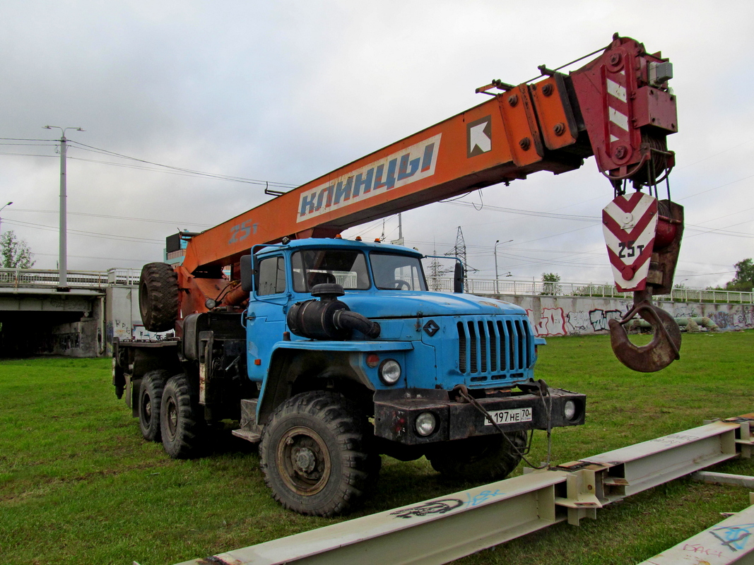Томская область, № Е 197 НЕ 70 — Урал-5557-40