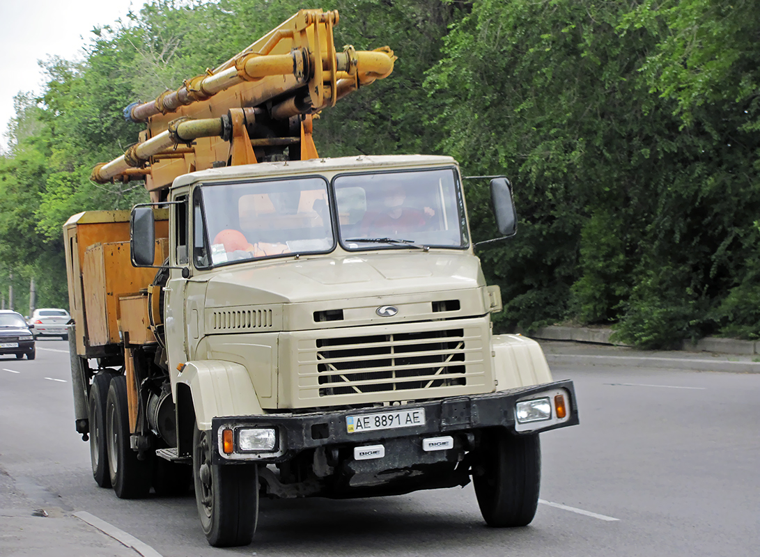 Днепропетровская область, № АЕ 8891 АЕ — КрАЗ-250