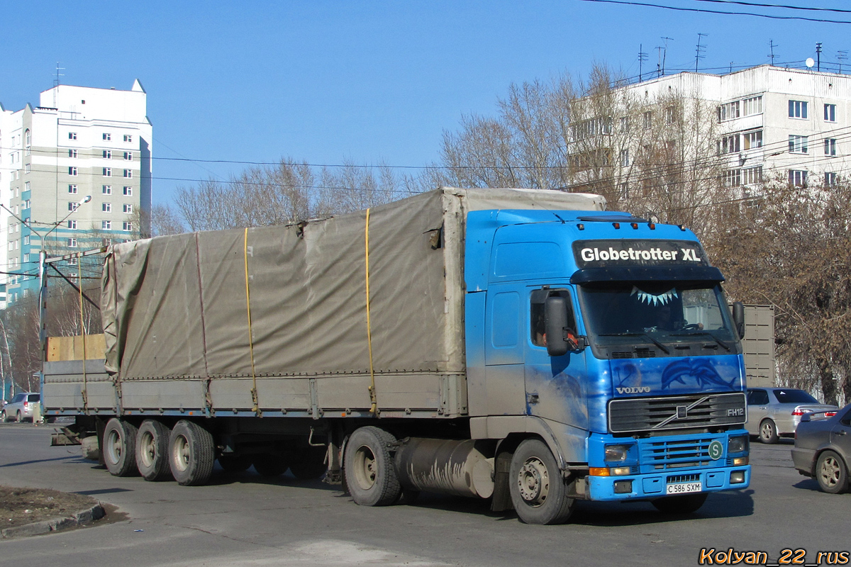 Акмолинская область, № C 586 SXM — Volvo ('1993) FH12.420
