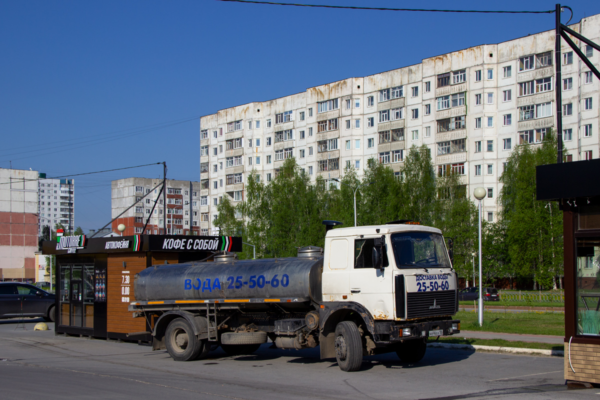 Ханты-Мансийский автоном.округ, № А 696 ЕА 186 — МАЗ-5336A5