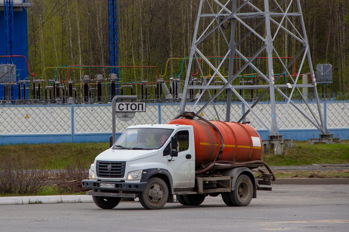 Ханты-Мансийский автоном.округ, № К 095 УР 196 — ГАЗ GAZon NEXT (общая модель)