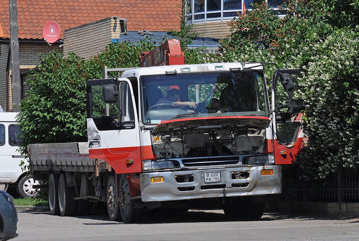 Омская область, № В 220 РК 155 — Hino Profia