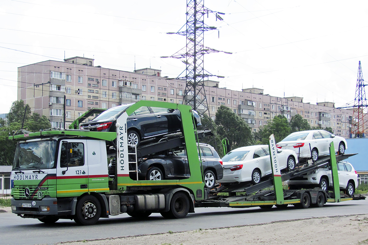 Киев, № АА 7720 ОМ — Mercedes-Benz Actros ('1997) 1840