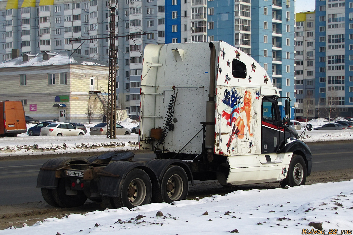 Алтайский край, № А 508 РМ 122 — Freightliner Columbia