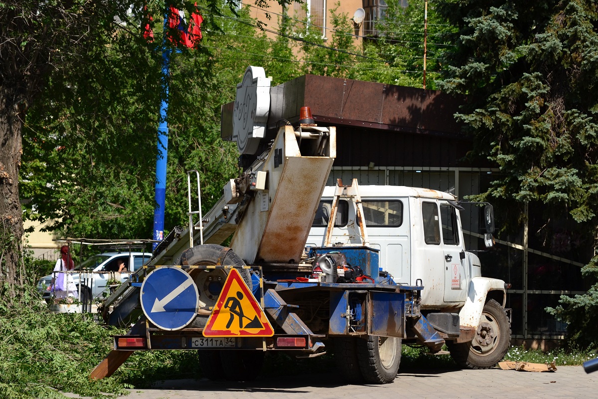 Волгоградская область, № С 311 ТА 34 — ГАЗ-3309