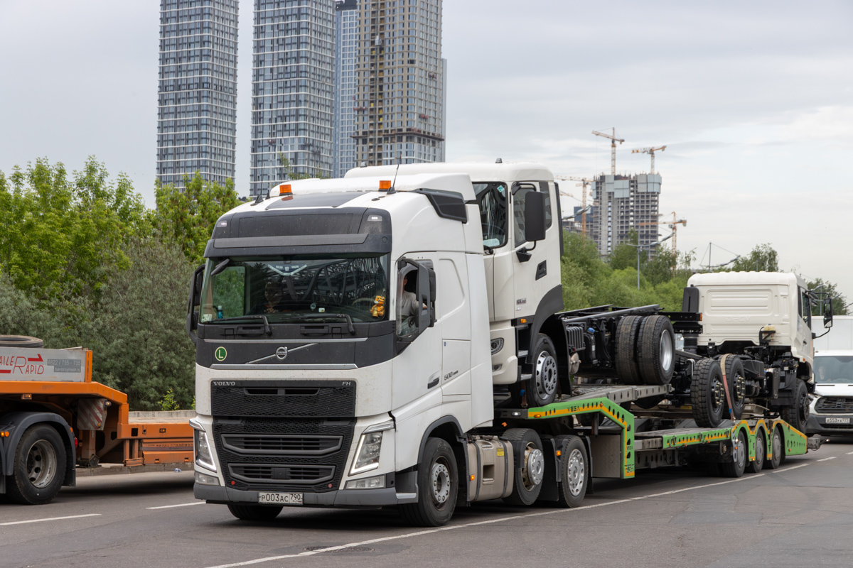 Московская область, № Р 003 АС 790 — Volvo ('2012) FH.500