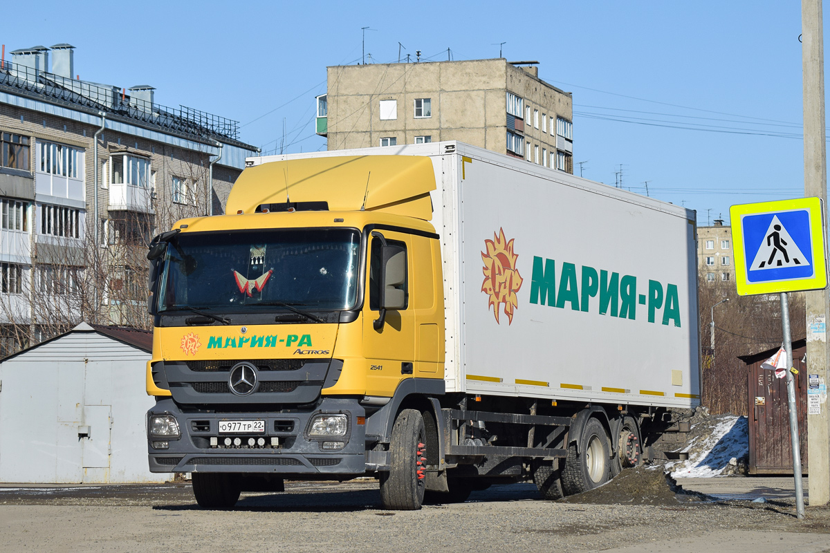 Алтайский край, № О 977 ТР 22 — Mercedes-Benz Actros ('2009) 2541