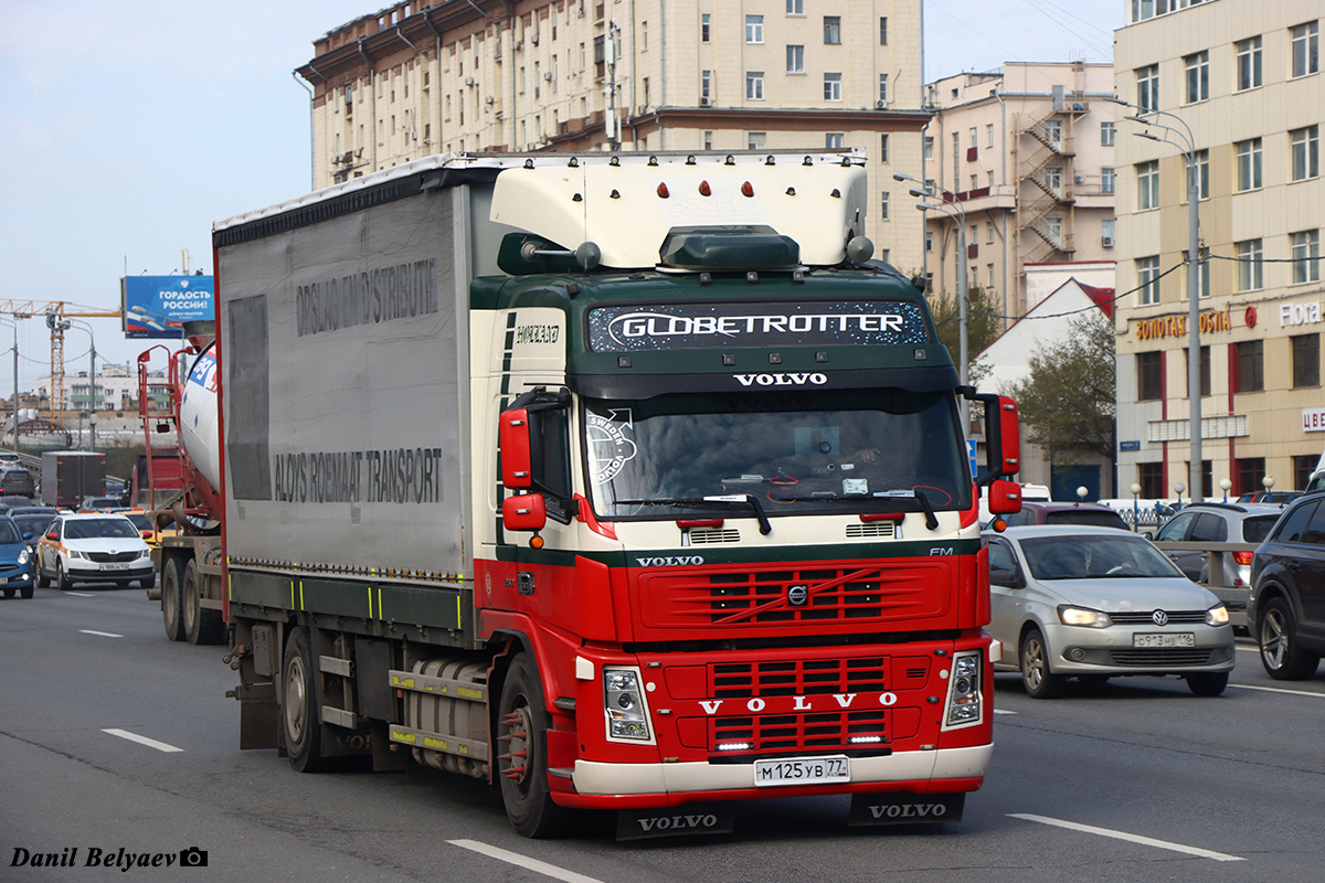 Москва, № М 125 УВ 77 — Volvo ('2002) FM9